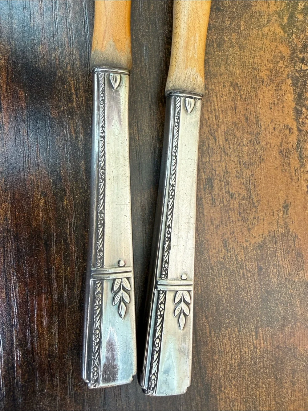 N/A elegant wooden